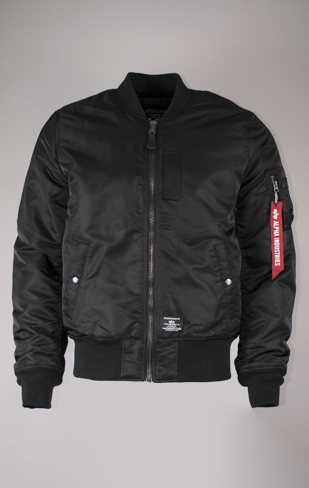 Бомберы Alpha Industries в Москве, купить мужские куртки Alpha Industries
